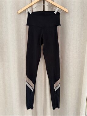 ALO Yoga High-Rise Black Leggings with Taupe and Mesh Panels XS